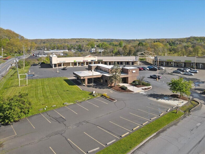 More Photos Of 209 Skyline Dr, East Stroudsburg Freestanding For Lease