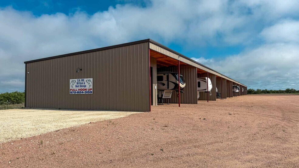 More Photos Of 1432 FM 1929, Voss Trailer Camper Park For Sale