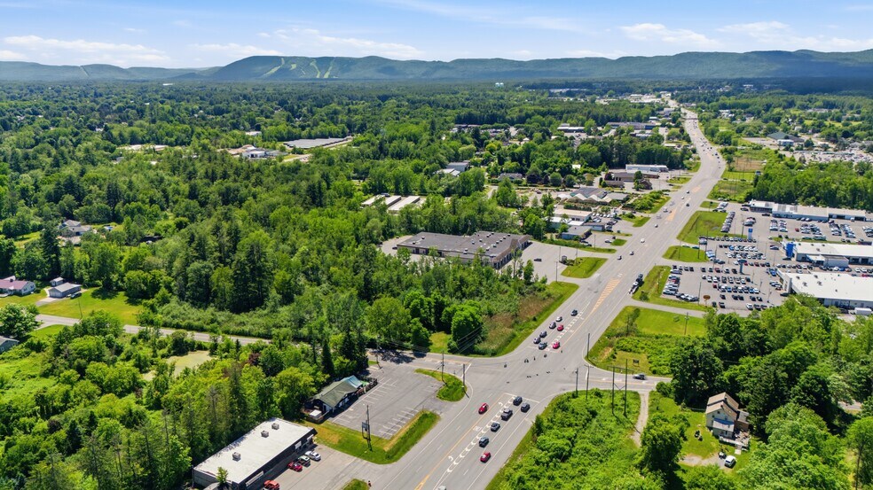 More Photos Of 352 Quaker Rd, Queensbury Restaurant For Sale