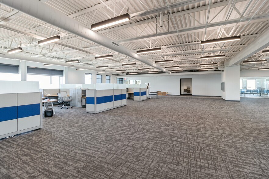 More Photos Of 1465 SW Park Square Dr, Ankeny Office For Lease