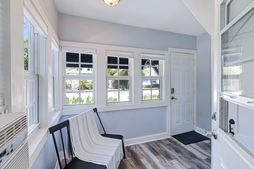 More Photos Of 314 S Federal Hwy, Lake Worth Beach Apartments For Sale