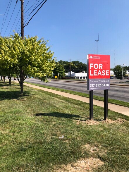 More Photos Of 7202 Michigan Rd, Indianapolis Drugstore For Lease