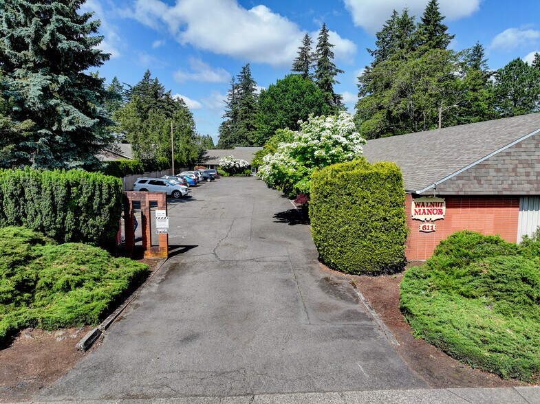 More Photos Of 611 SE 139th Ave, Portland Apartments For Sale