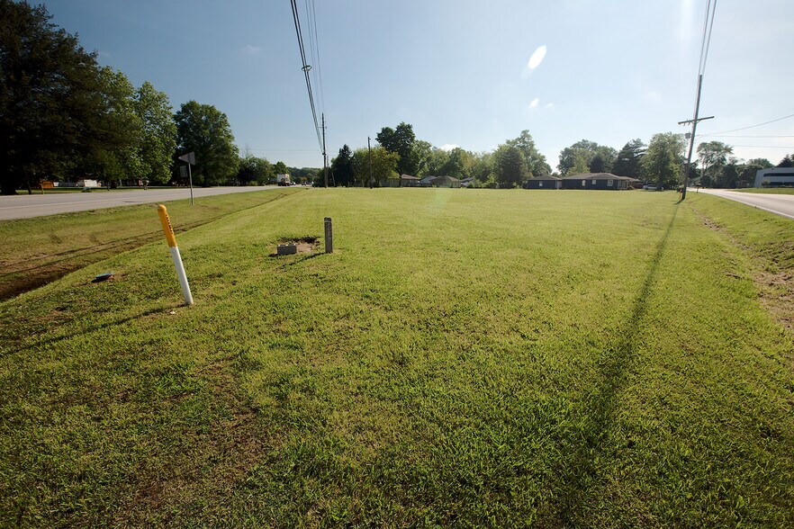 More Photos Of 0 Broadway St, Fortville Land For Sale