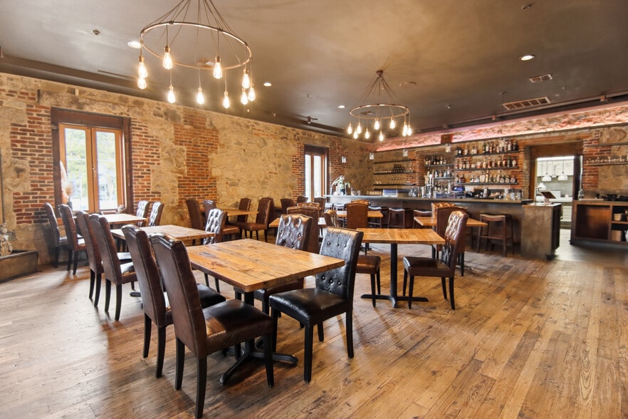 More Photos Of 107 Sacramento St, Nevada City Restaurant For Sale
