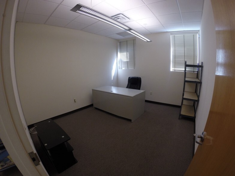 More Photos Of 35 N Tyson Ave, Floral Park Medical For Lease