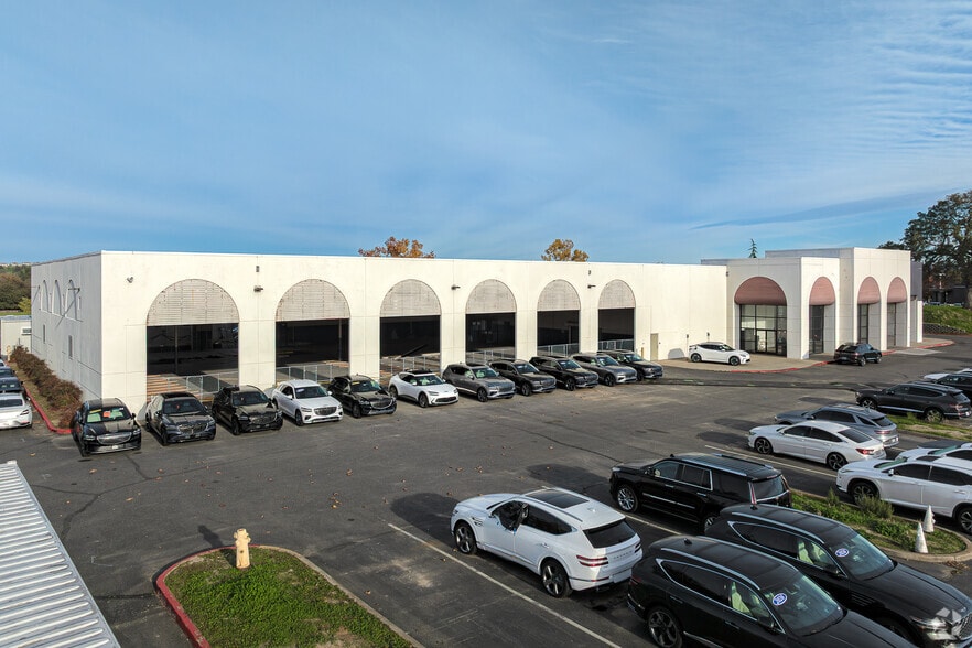 Primary Photo Of 4435 Granite Dr, Rocklin Auto Dealership For Sale