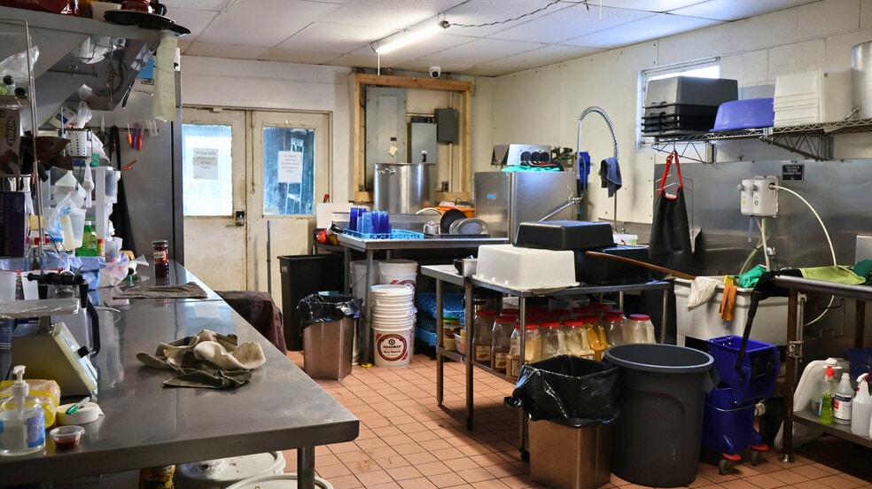 More Photos Of 103 W Main St, Annville Restaurant For Sale