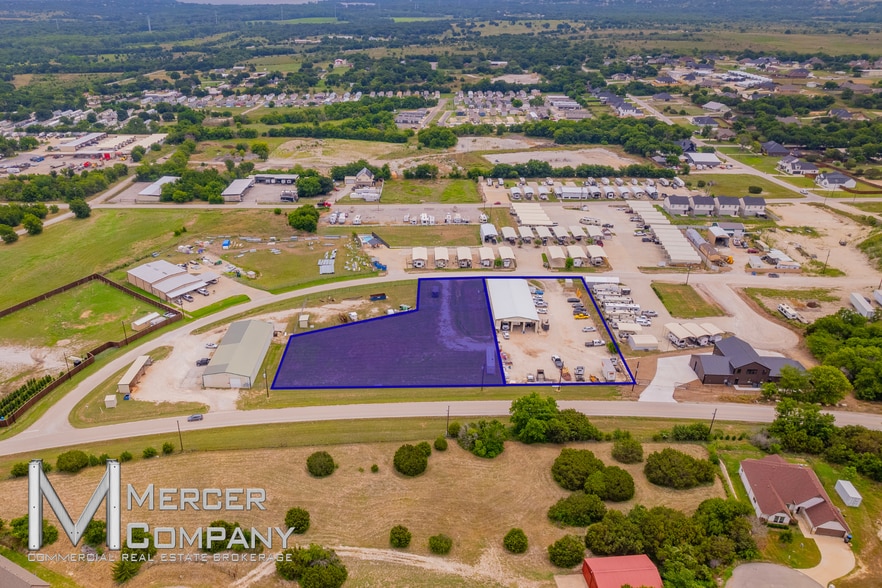 More Photos Of 5271 Pyramid Blvd, Fort Worth Flex For Sale