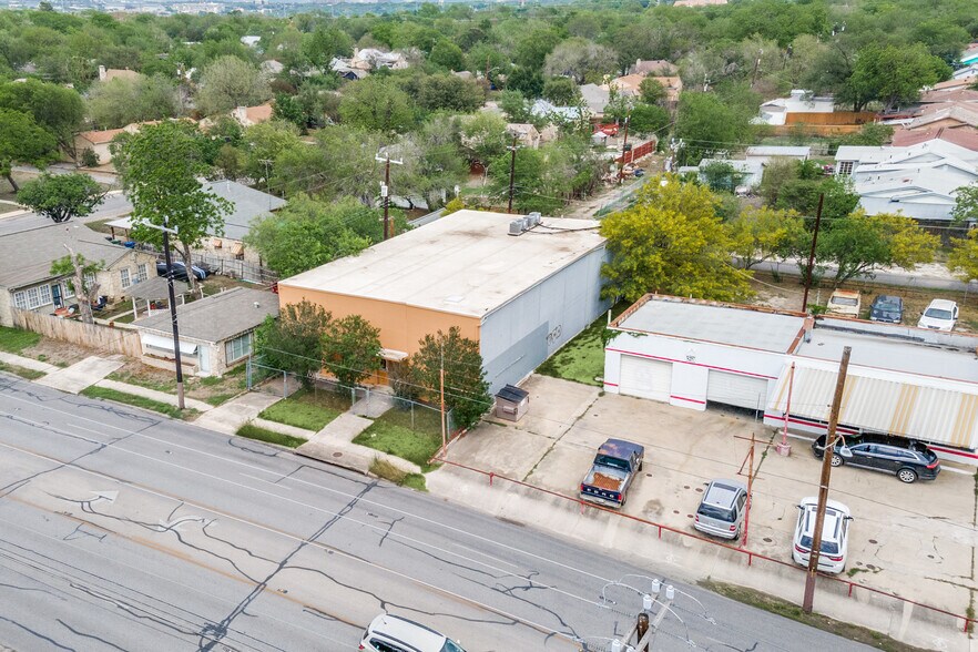 More Photos Of 4810 San Pedro Ave, San Antonio Office For Sale
