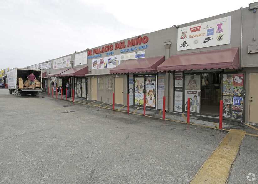More Photos Of 1828-1854 NW 20th St, Miami Storefront Retail Office For Sale