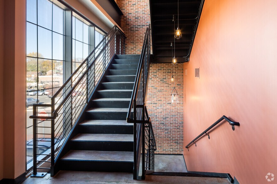 More Photos Of 361 Highland Ave, Glenside Medical For Lease