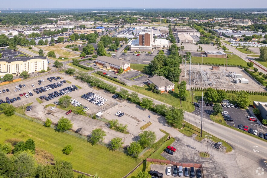 More Photos Of 9801 Bunsen Way, Louisville Hotel For Sale