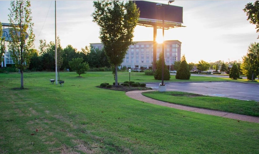 More Photos Of 2798 New Brunswick Rd, Memphis Office For Sale