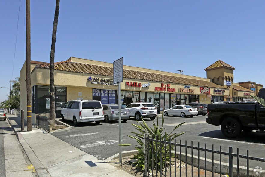 More Photos Of 5800-5818 S Atlantic Blvd, Maywood Unknown For Lease