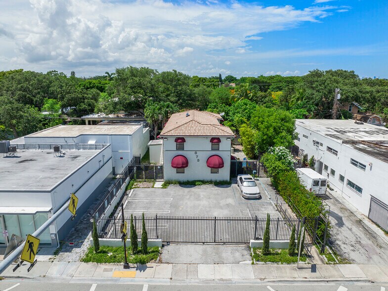 More Photos Of 875 NE 79th St, Miami Loft Creative Space For Lease