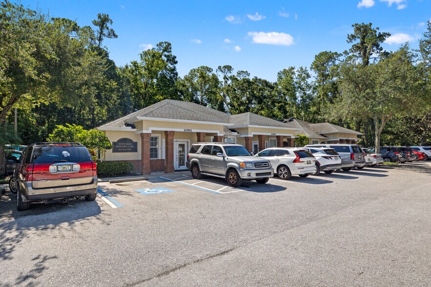 More Photos Of 10941-10943 Countryway Blvd, Tampa Medical For Lease