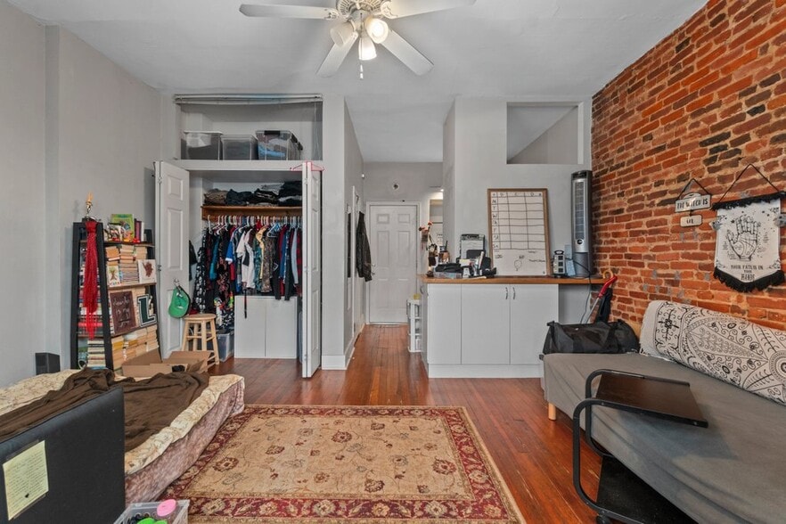More Photos Of 2841 N Calvert St, Baltimore Apartments For Sale