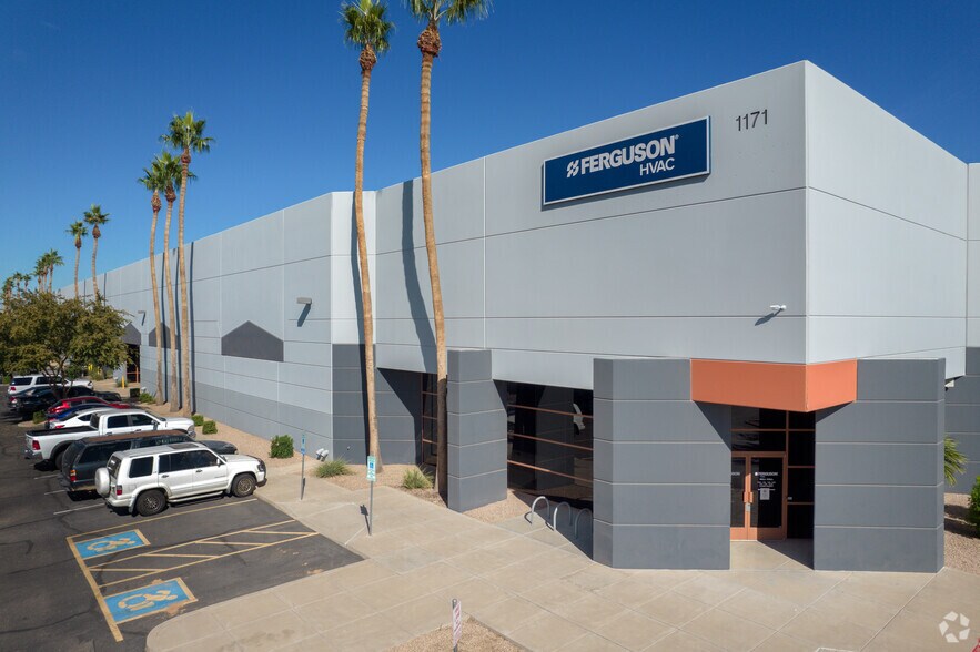 More Photos Of 1171 N Fiesta Blvd, Gilbert Warehouse For Lease
