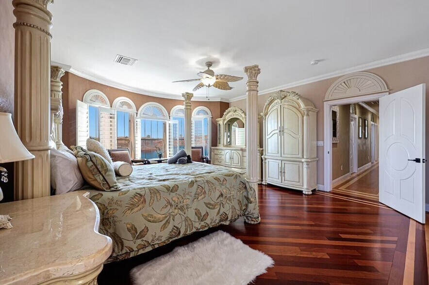 More Photos Of 21428 N 55th Ave, Glendale Assisted Living For Lease