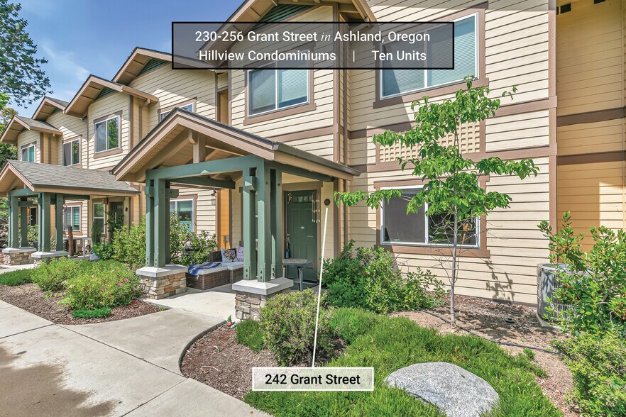 More Photos Of 230 Grant St, Ashland Multifamily For Sale