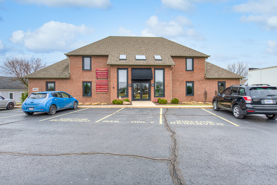 Primary Photo Of 4582 Northwest Plaza West Dr, Zionsville Office For Lease