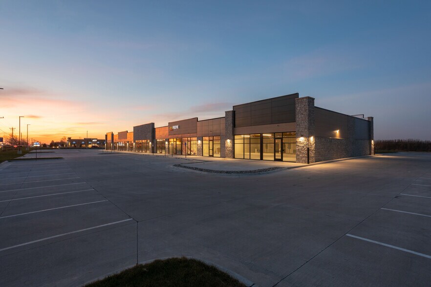 More Photos Of 505 E Hickman, Waukee General Retail For Lease
