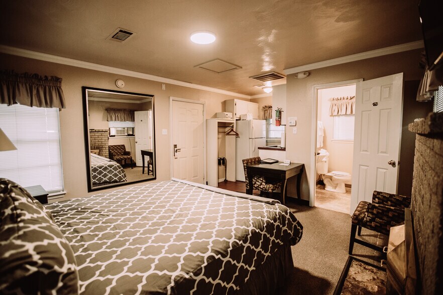 More Photos Of 3263 US Hwy 70, Mead Hotel For Sale