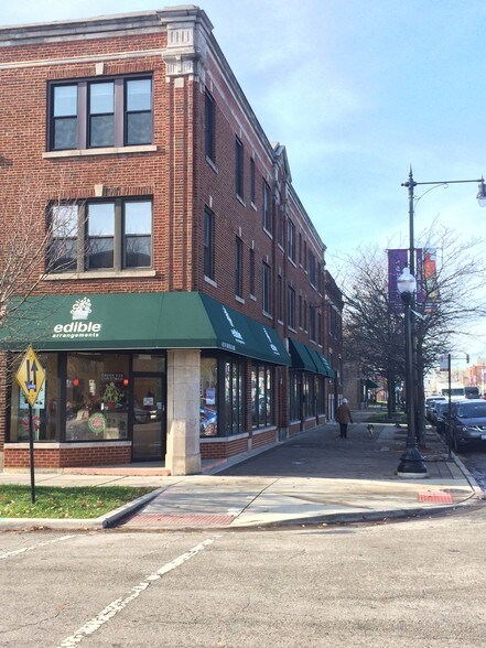 More Photos Of 4335 W Irving Park Rd, Chicago Apartments For Sale