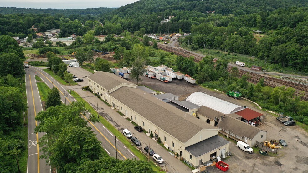 More Photos Of 577 N Main St, Brewster Village Manufacturing For Lease