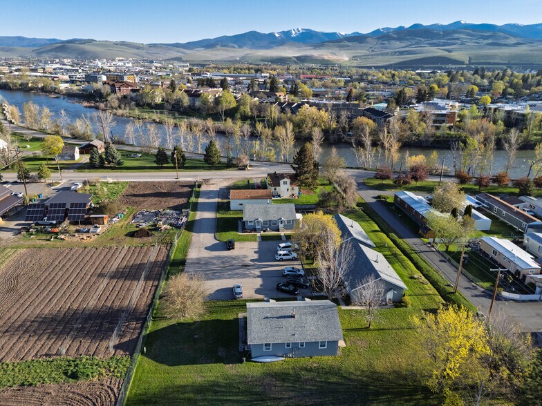 More Photos Of 1629 River Rd, Missoula Apartments For Sale