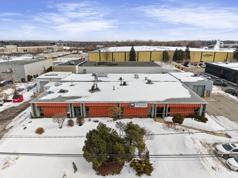 Primary Photo Of 90 Rue Adrien-Robert, Gatineau Distribution For Sale