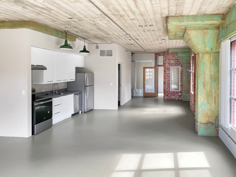 More Photos Of 310 5th Ave, San Diego Apartments For Lease