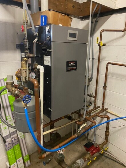 More Photos Of 1025 W 4th St, Monroe Carwash For Sale