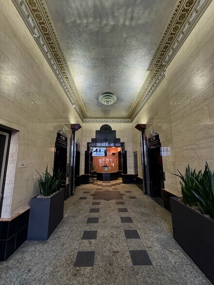 More Photos Of 1107 9th St, Sacramento Office For Lease