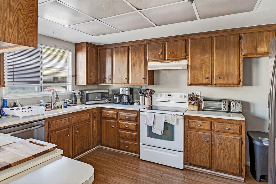 More Photos Of 43232 Starr St, Fremont Multifamily For Sale