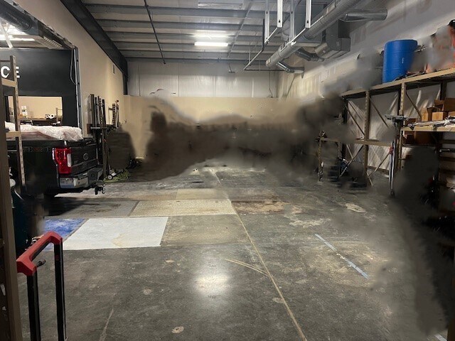 More Photos Of 19441 W 151st Ter, Olathe Warehouse For Lease