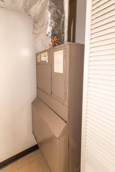 More Photos Of 303 Crusader Rd, Cambridge Multifamily For Sale