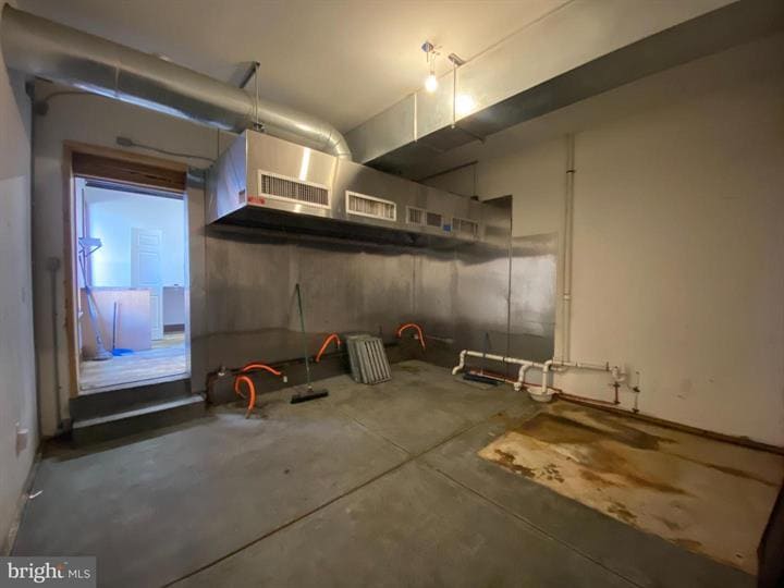 More Photos Of 39 N 4th St, Camden Storefront Retail Residential For Lease