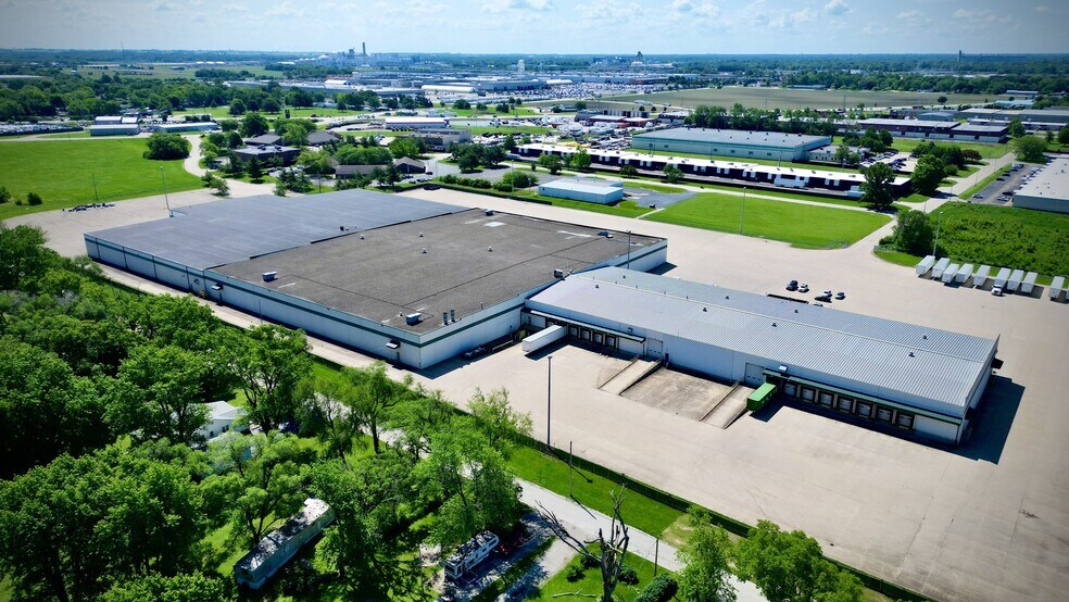 More Photos Of 2380 E Millikin Pky, Decatur Distribution For Lease
