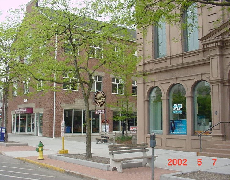 Primary Photo Of 169 Main St, Middletown Office For Lease