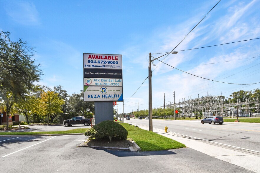 More Photos Of , Jacksonville Office For Sale
