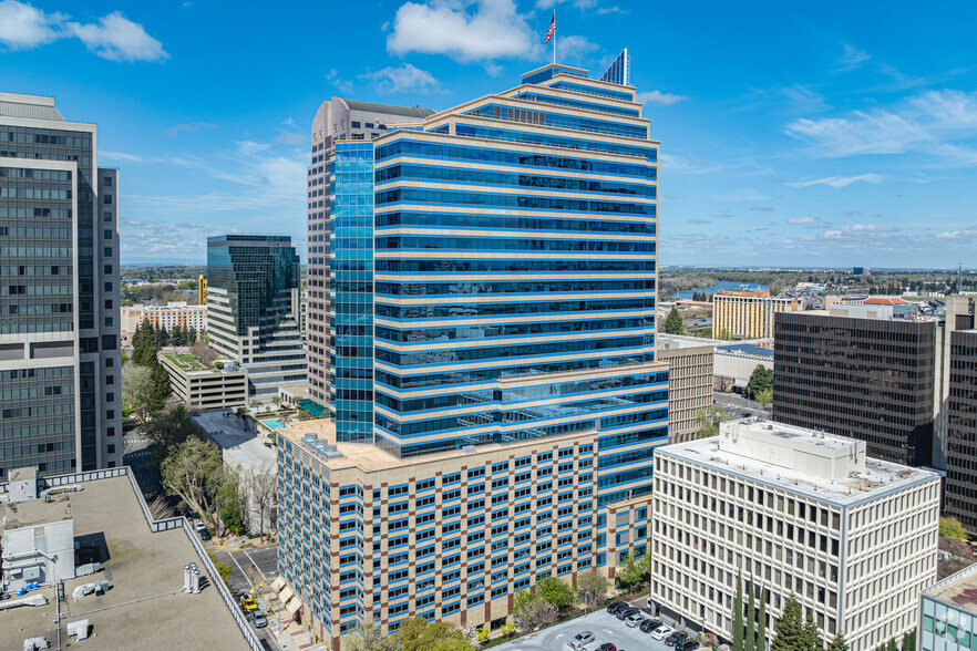 Primary Photo Of 500 Capitol Mall, Sacramento Coworking Space