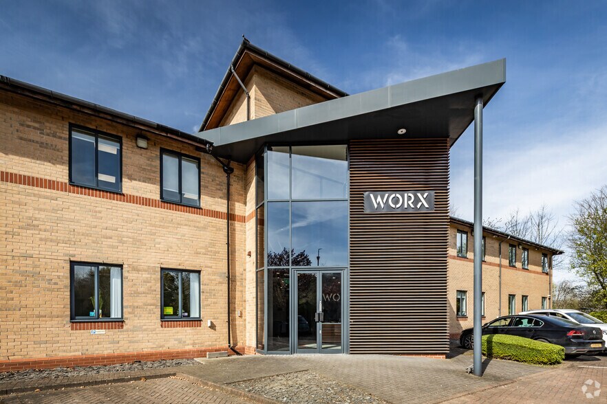 More Photos Of 170 Elland Rd, Leeds Coworking Space