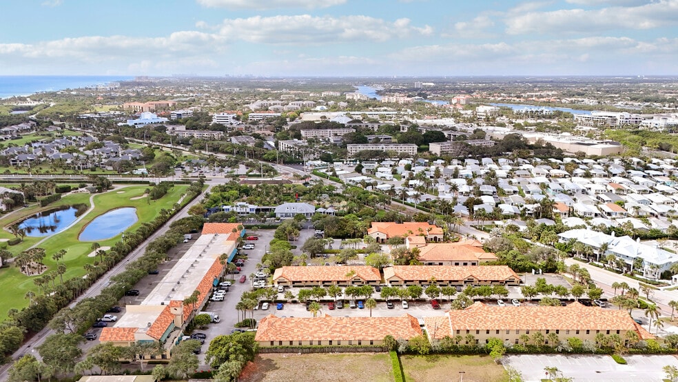 More Photos Of 725 N Hwy A1A, Jupiter Medical For Sale