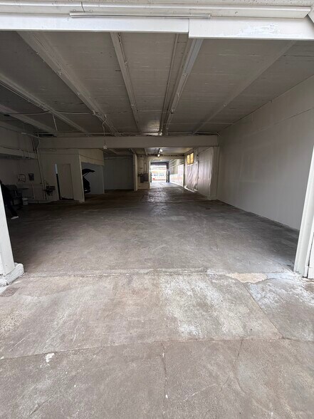 More Photos Of 2414 San Bruno Ave, San Francisco Flex For Lease