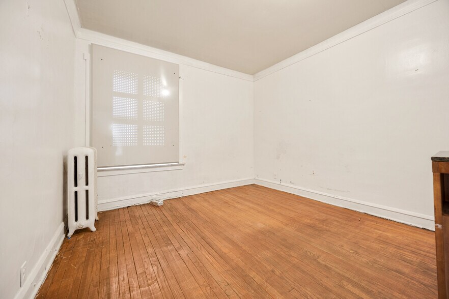 More Photos Of 6355-6357 S Francisco Ave, Chicago Apartments For Sale