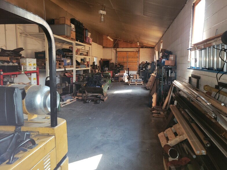 More Photos Of 834 W 3rd St, Lansdale Warehouse For Sale