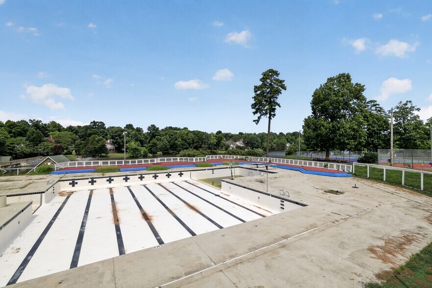 More Photos Of 1903 Adams Farm Pky, Greensboro Sports And Entertainment For Sale