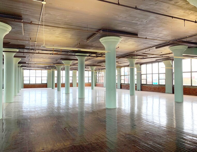 More Photos Of 421 N 7th St, Philadelphia Office For Lease